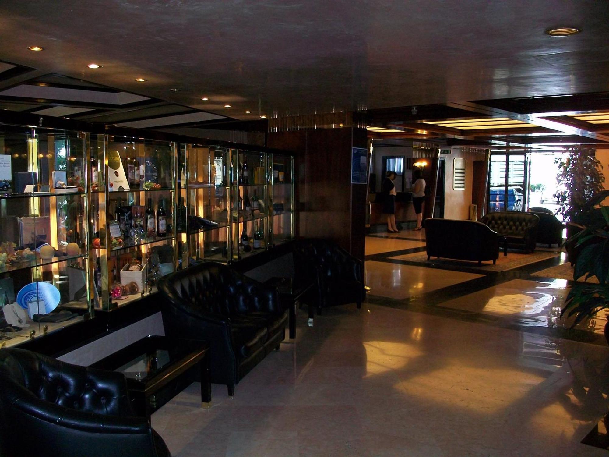 Grande Albergo Потенца Экстерьер фото